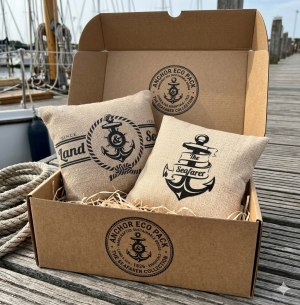 1 Large 8 inch (20cm) and 1 small 6 inch (16cm) Boat Design Eco Packs